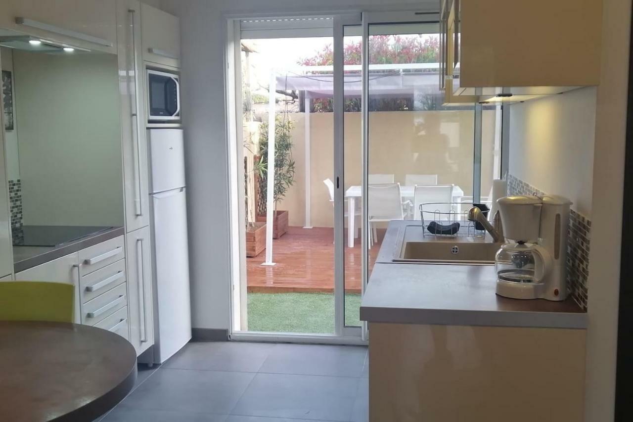Maison F2, Neuve Au Calme Avec Jardinet La Crau Bagian luar foto
