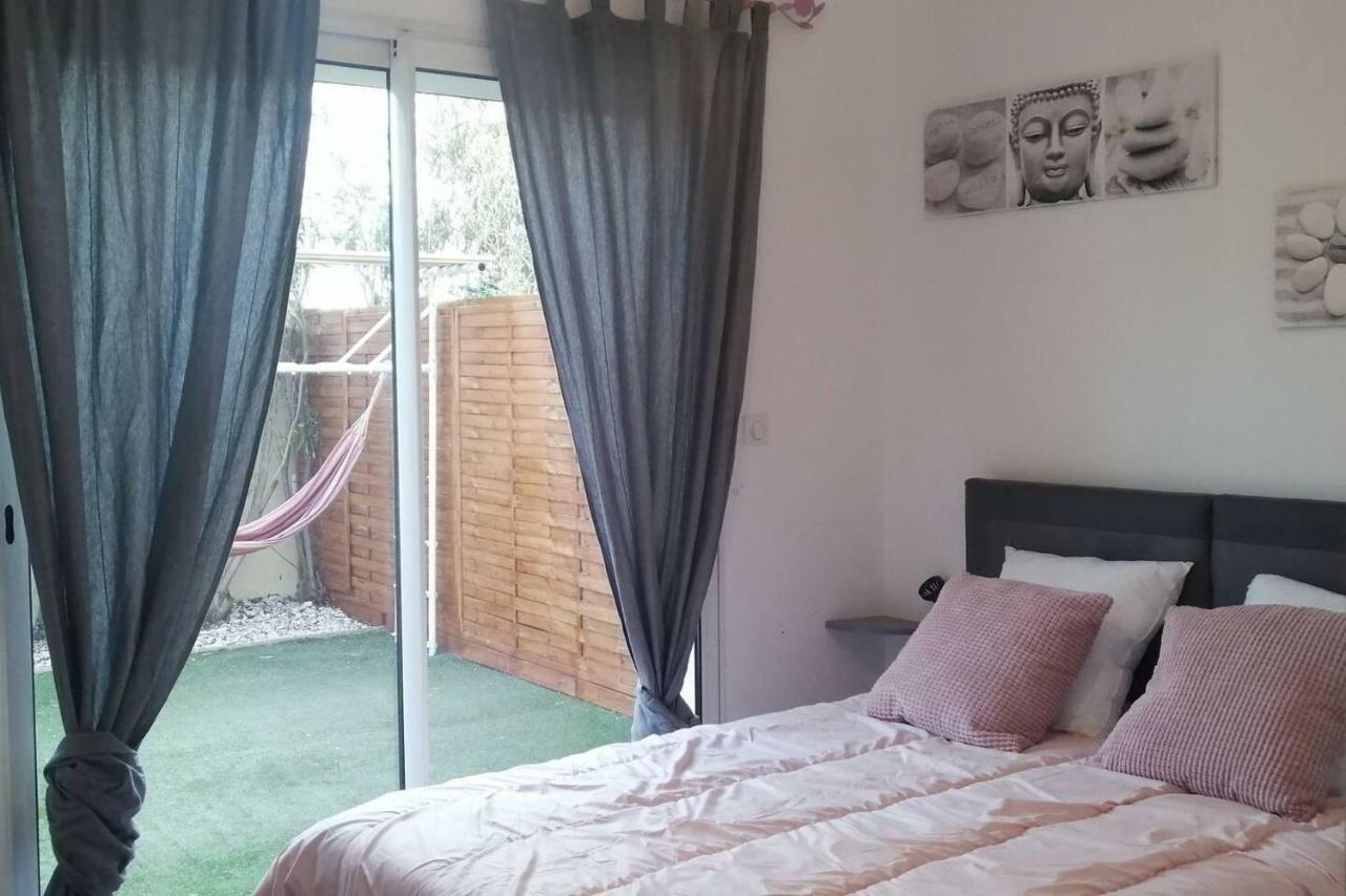Maison F2, Neuve Au Calme Avec Jardinet La Crau Bagian luar foto